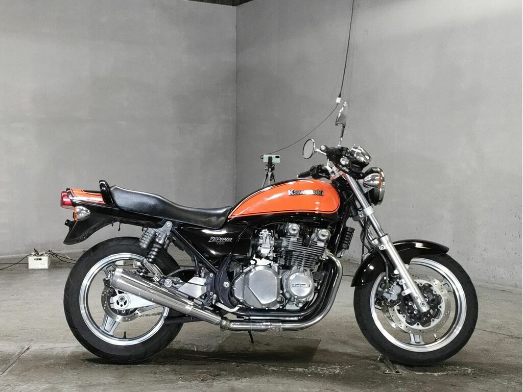 Кавасаки ZR 750 Zephyr