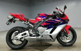 HONDA CBR1000RR 2005 SC57