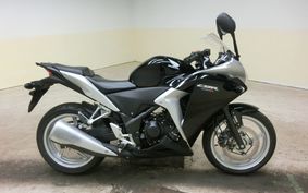 HONDA CBR250R Fi MC41