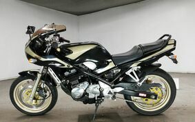 SUZUKI BANDIT 250 Limited GJ74A