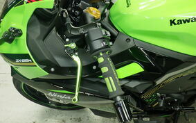 KAWASAKI ZX-25R ZX250E