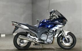 YAMAHA TDM900 2005 RN111