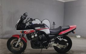 YAMAHA FZ400 4YR