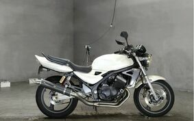 SUZUKI GSX250FX ZR250C