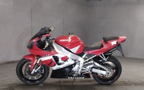 YAMAHA YZF-R1 RN04