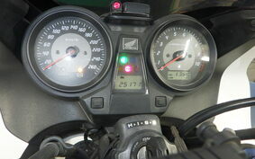 HONDA CB1300SB SUPER BOLDOR A 2011 SC54