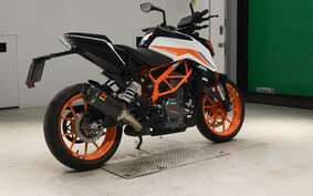 KTM 390 DUKE 2022 JPJ40