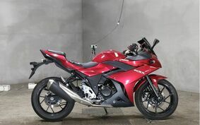 SUZUKI GSX250R DN11A