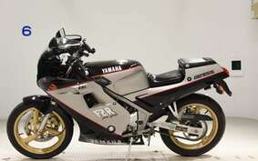 YAMAHA FZR250 2KR