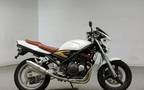 SUZUKI BANDIT 250 V GJ77A