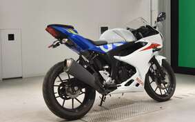 SUZUKI GSX-R125 DL33B