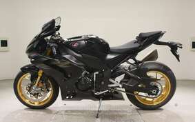 HONDA CBR1000RR R 2024 SC82