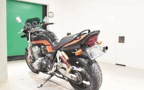 HONDA CB1300SF SUPER FOUR 2002 SC40