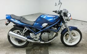 SUZUKI BANDIT 250 GJ74A