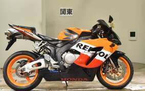 HONDA CBR1000RR 2004 SC57