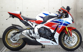 HONDA CBR1000RR SPECIAL EDITION 2014 SC59