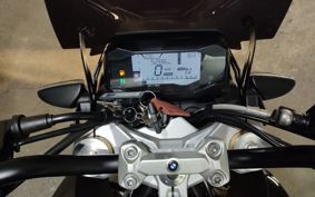 BMW G310R 0G01