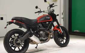 DUCATI SCRAMBLER ICON 2016