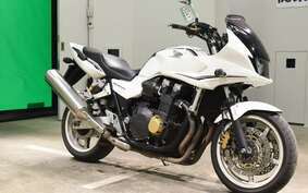 HONDA CB1300SB SUPER BOLDOR A 2010 SC54