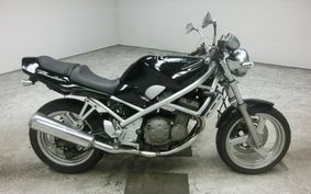 SUZUKI BANDIT 250 GJ74A