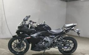 SUZUKI GSX250R DN11A