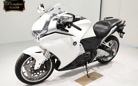 HONDA VFR1200F DCT 2010 SC63