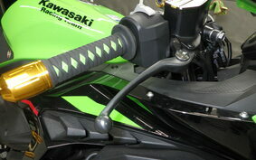 KAWASAKI ZX-25R ZX250E