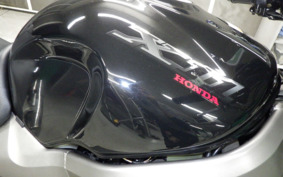 HONDA X11 2000 SC42