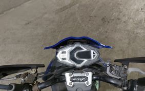SYM CROCS 125 ..