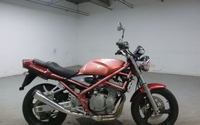 SUZUKI BANDIT 250 GJ77A