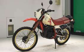 YAMAHA DT125 17F