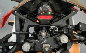 HONDA CBR250R MC41