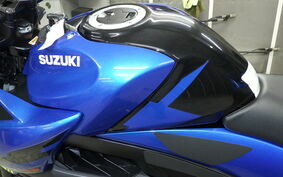 SUZUKI GSX-S125 DL32B