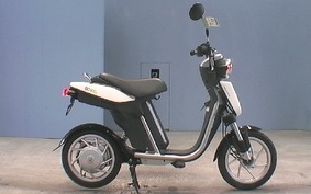 YAMAHA EC-03 2010 SY06J