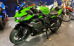 KAWASAKI NINJA ZX-25R ZX250E