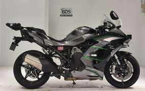 KAWASAKI NINJA H2 SX SE 2019 ZXT02A