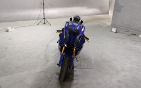 YAMAHA 6 RJ27