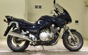 YAMAHA DIVERSION 900 4KM