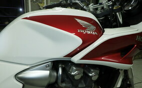 HONDA CB1300SB SUPER BOLDOR A 2013 SC54