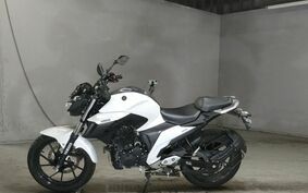 YAMAHA FZ25 RG42