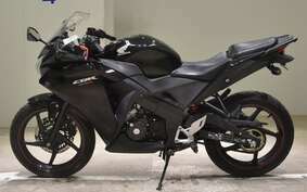 HONDA CBR125R JC50