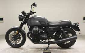 MOTO GUZZI V7 STONE 3 2019