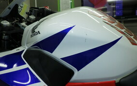 HONDA CBR250R GEN 3 MC41