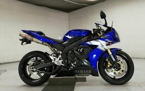 YAMAHA YZF-R1 2004 RN12