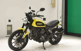 DUCATI SCRAMBLER ICON 2015