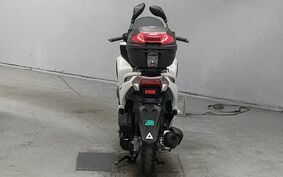 YAMAHA TRICITY 125 SE82J