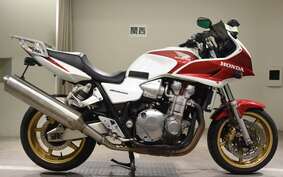 HONDA CB1300SB SUPER BOLDOR A 2005 SC54