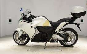 HONDA VFR1200F DCT 2013 SC63