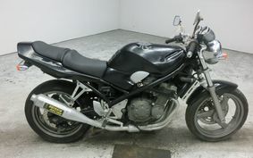 SUZUKI BANDIT 250 GJ74A