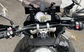 BMW S1000XR TRIPLE BLACK 2019 0D03